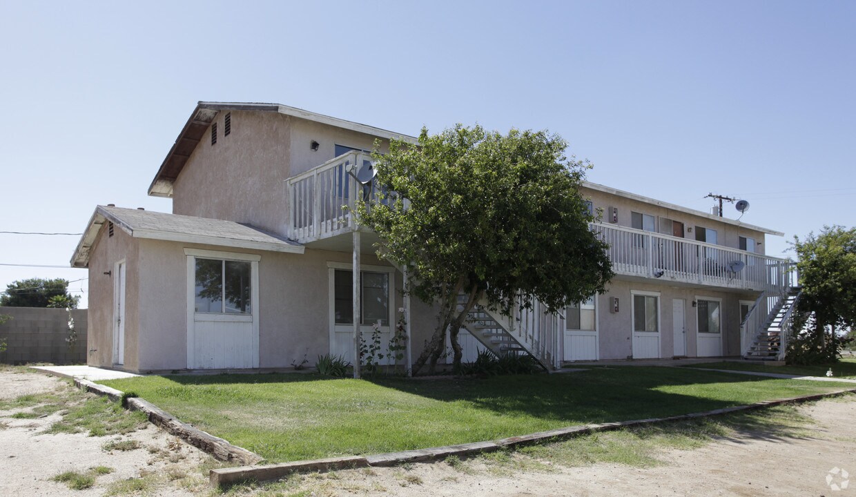 Primary Photo - 15941 Tokay St