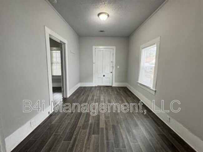 Foto del edificio - 173 Ward St