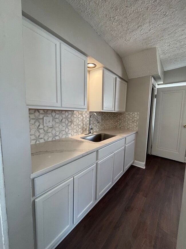 Building Photo - 3788 Monticello Blvd