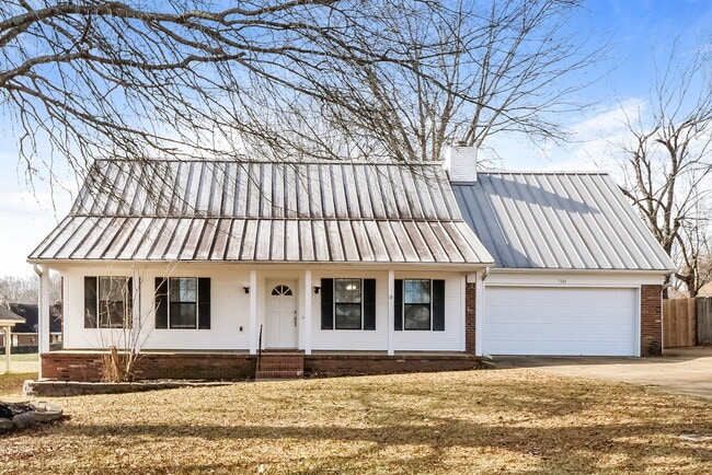 Building Photo - 7333 Eastover Blvd