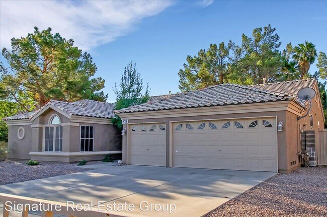 Foto del edificio - 4 br, 2.5 bath House - 875 E Eldorado Ln.
