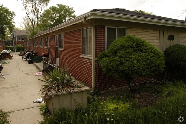 Foto del edificio - 485 Kenilworth Ave