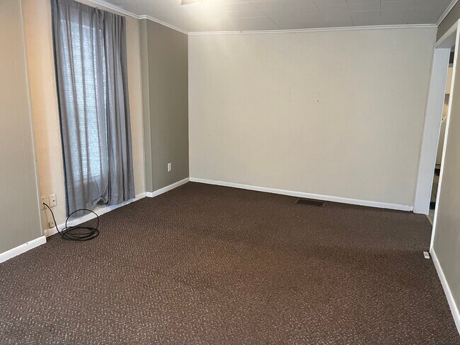 Foto del edificio - 1208 Chestnut Ave