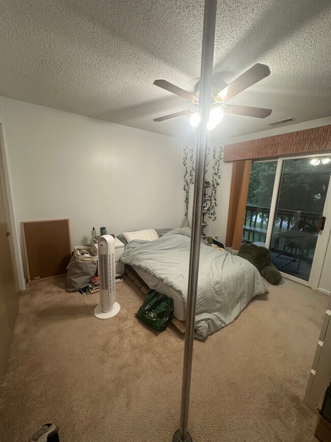 Foto del edificio - 33955 Middleton Cir