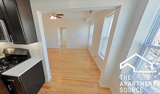 Foto del edificio - 1555 N Mohawk St