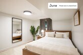 Foto principal - Private bedroom in 5 bed/2 bath Home