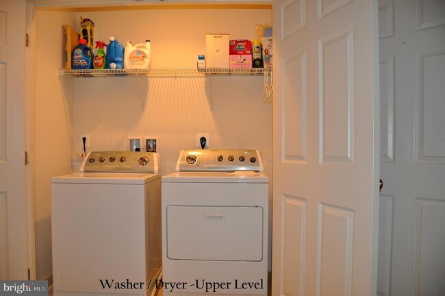 Building Photo - 25183 Beach Pl