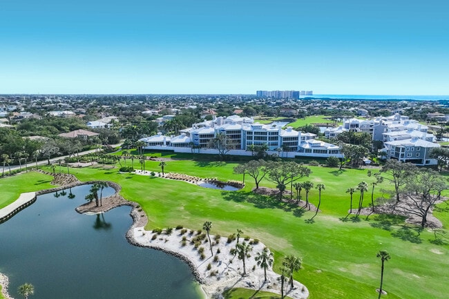 Foto del edificio - 828 Hideaway Cir E