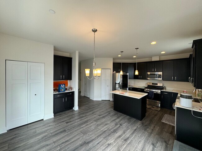 Foto del edificio - 29W710 Cambridge Ct