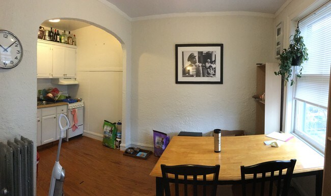 The Dining Room - 5727 N Winthrop Ave