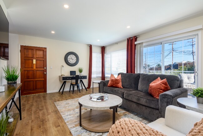 Foto del edificio - 3567 Farm Hill Blvd