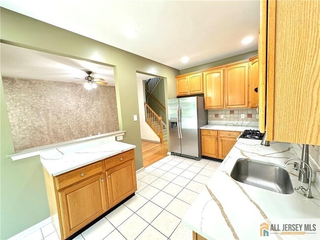 Foto del edificio - 1905 Dahlia Cir