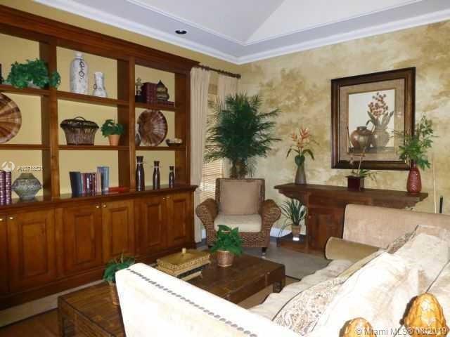 Foto principal - 12148 St.Andrews Pl