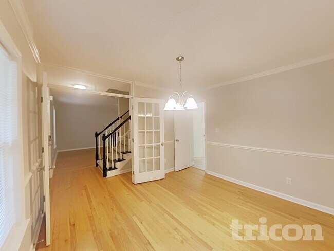 Foto del edificio - 120 Hocutt Dr