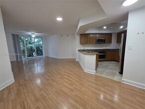 Building Photo - 510 NW 84th Ave