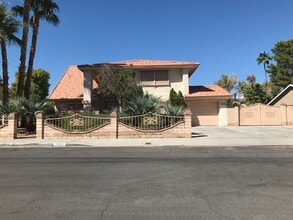 Building Photo - 2890 Brockington Dr