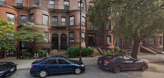 Building Photo - 509 Beacon St