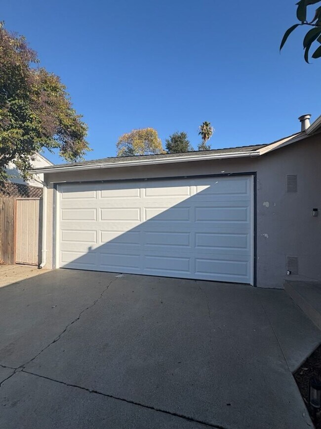 Foto del edificio - Classic 3bd/2ba single story in Livermore ...