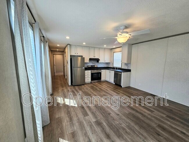 Foto del edificio - 700 S 12th St