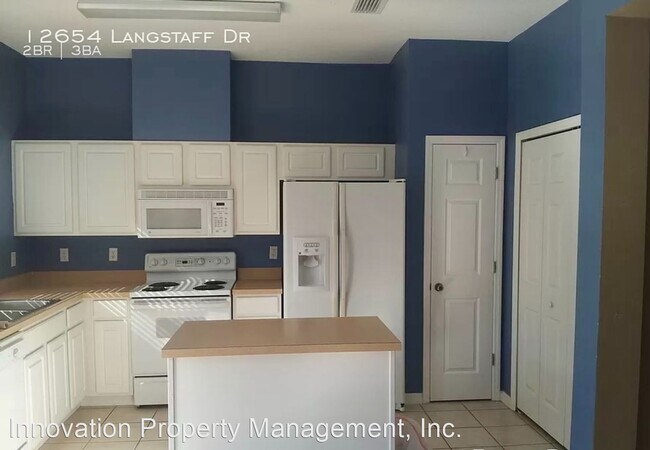 Building Photo - 2 br, 2.5 bath House - 12654 Langstaff Dr.