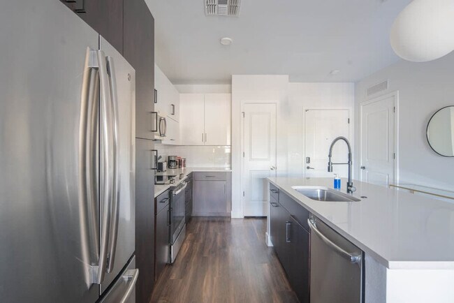 Foto del edificio - 701 W Rio Salado Pkwy