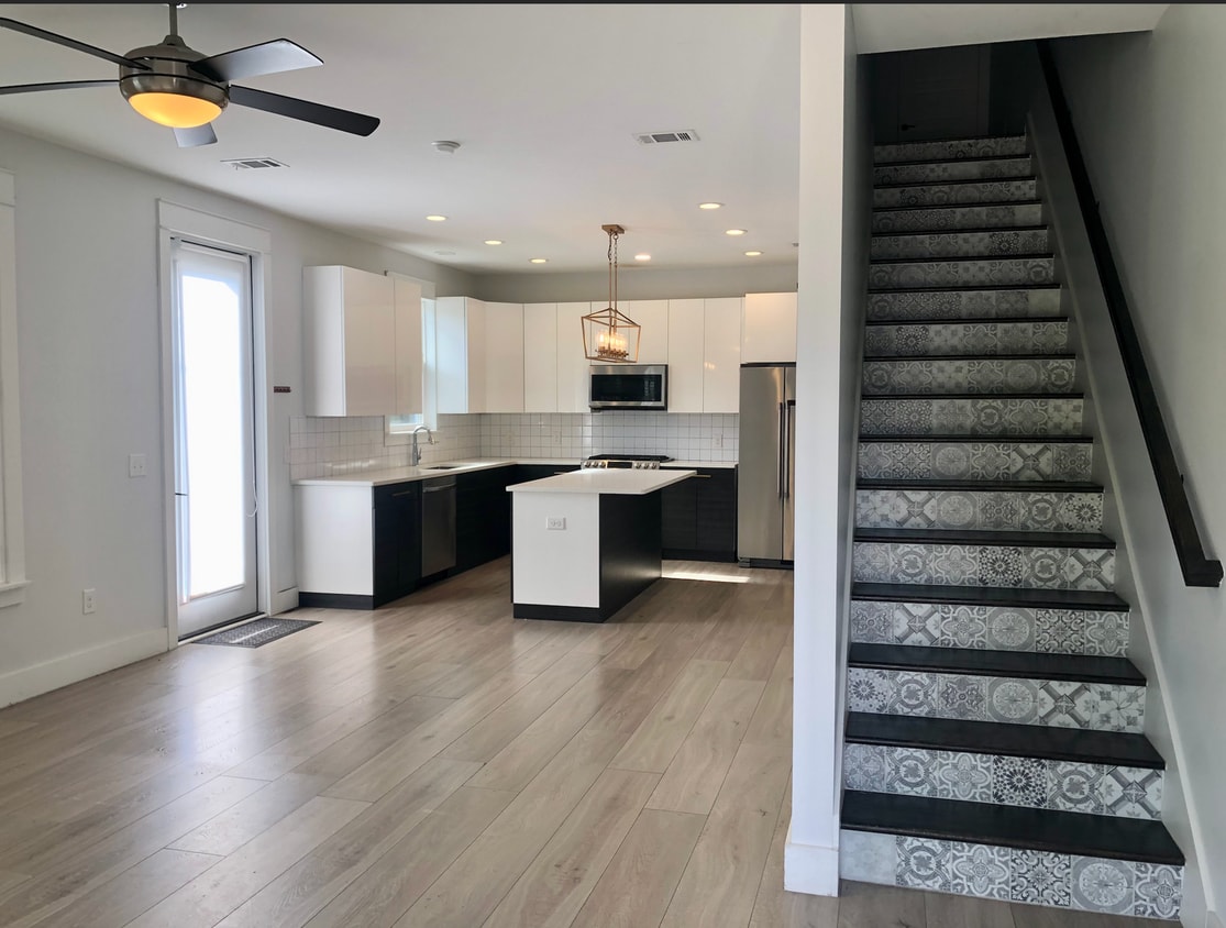 Building Photo - East Hill / Downtown Townhome Coming Soon!