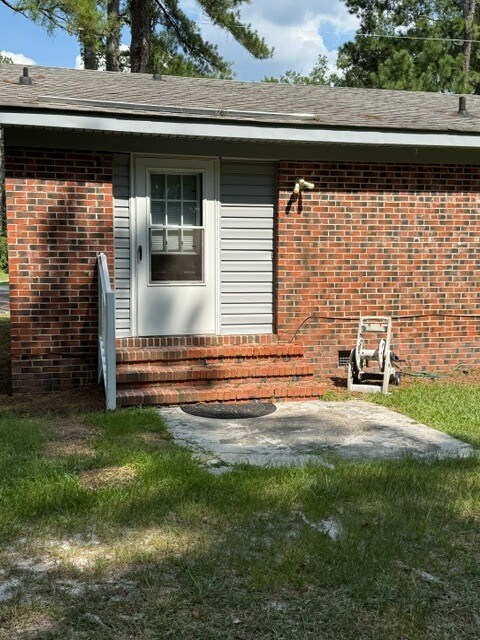 Building Photo - 232 Pecan Dr