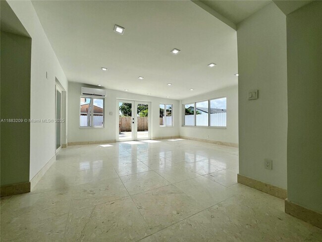 Foto del edificio - 20848 SW 118th Ave