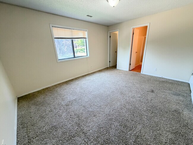 Foto del edificio - 1360 Brook St