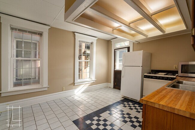 Foto del edificio - 860-862-862 Dennison Ave