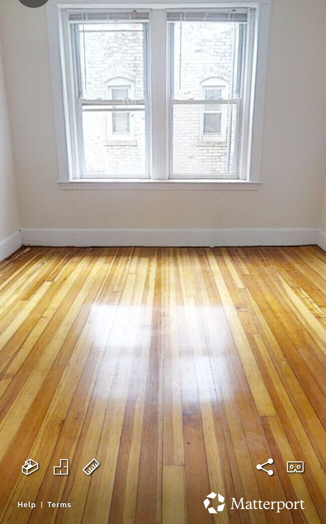 Foto del edificio - 352 Cambridge St