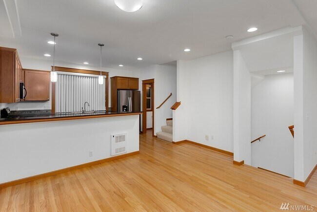 Foto del edificio - 4312 8th Ave NE