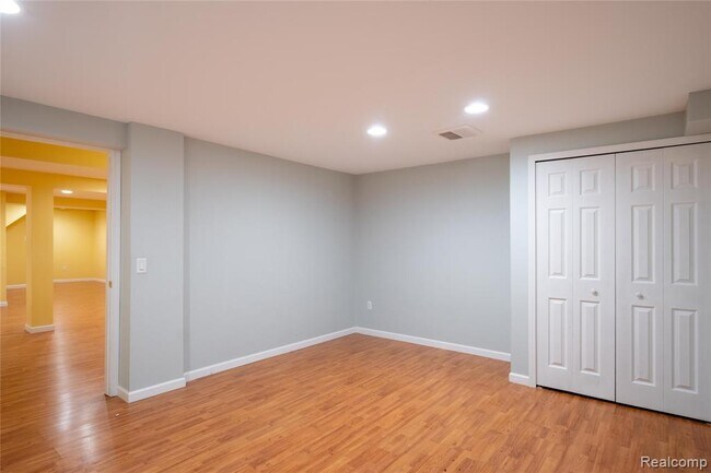 Foto del edificio - 41063 Millbrook Dr