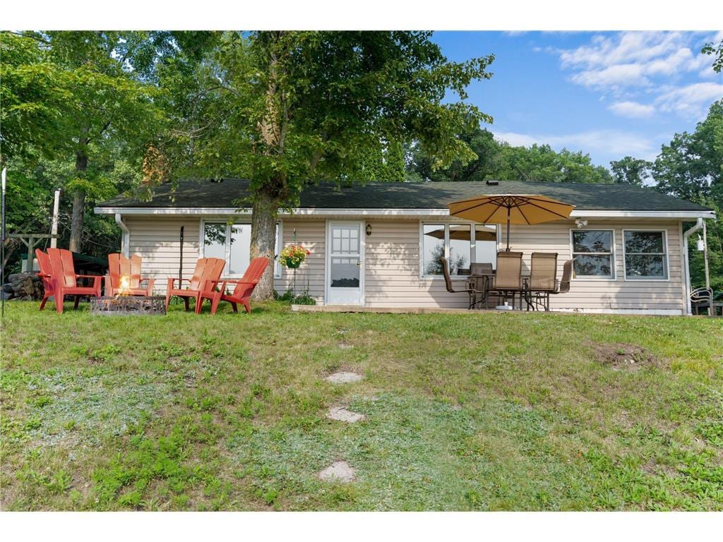 Primary Photo - 2180 Island Dr