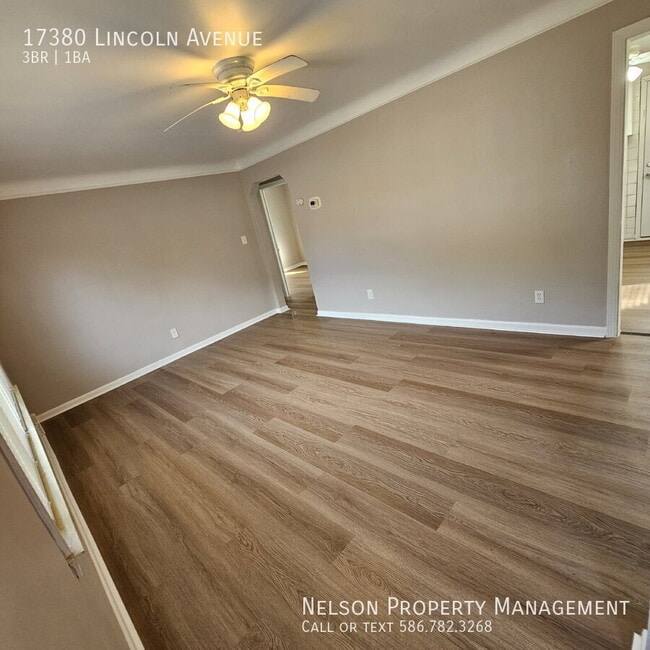 Foto del edificio - 17380 Lincoln Ave