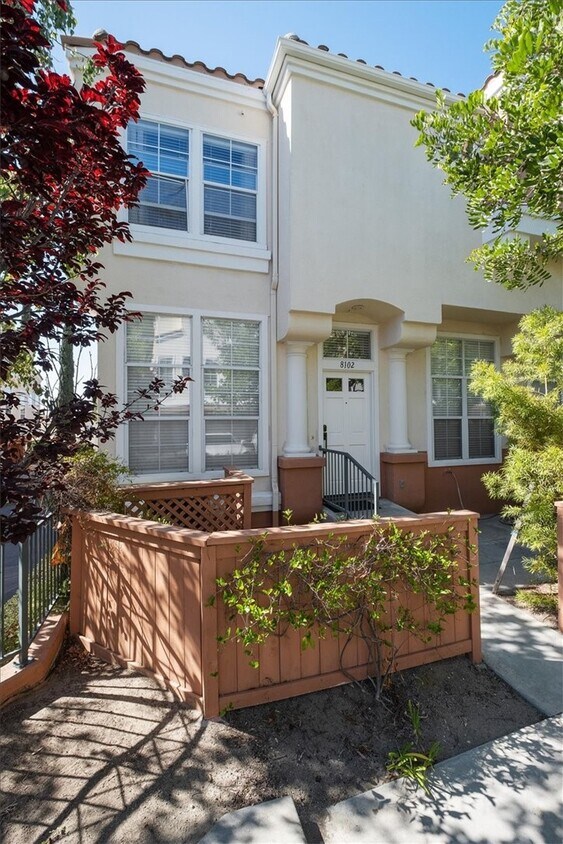 Foto principal - 8102 E Santo Ct