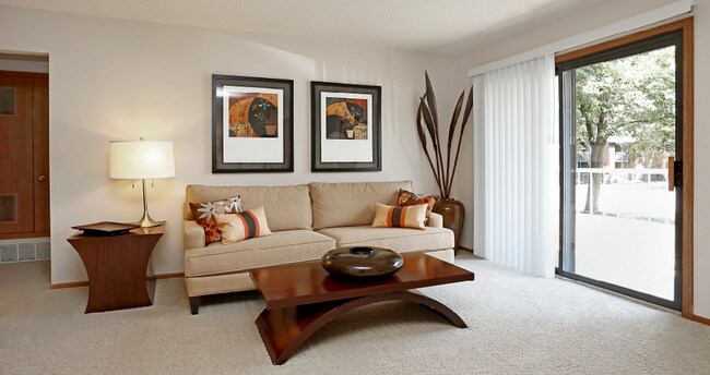 Foto del edificio - LionsHead Apartments