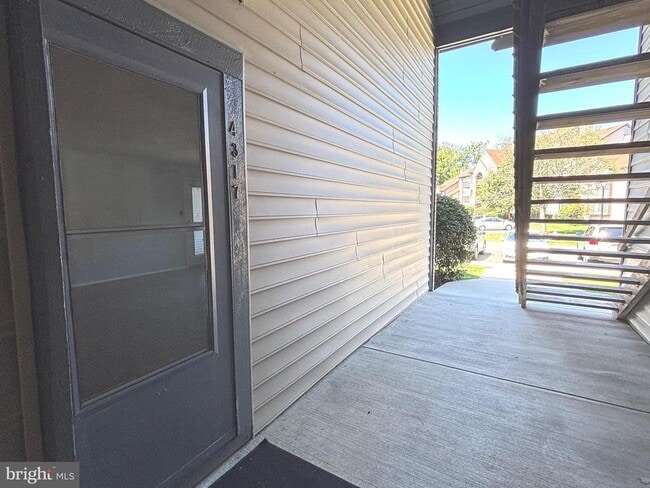 Building Photo - 4317 Aberdeen Dr