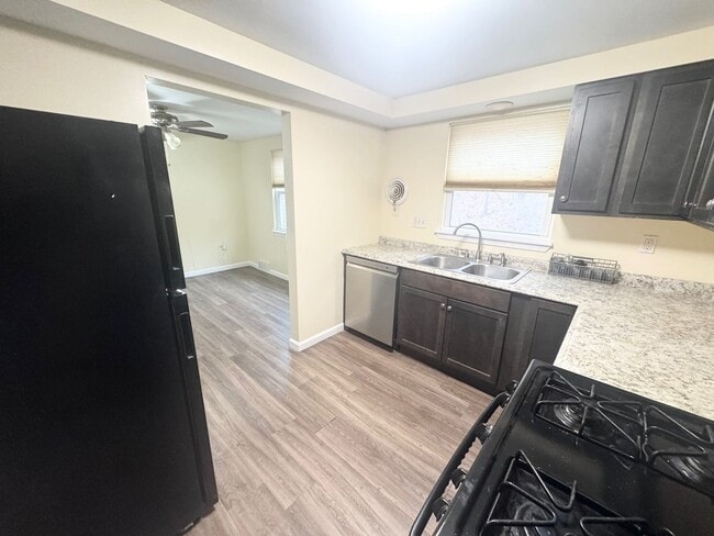 Foto del edificio - 2 Bed/2Bath Duplex in Ross Township