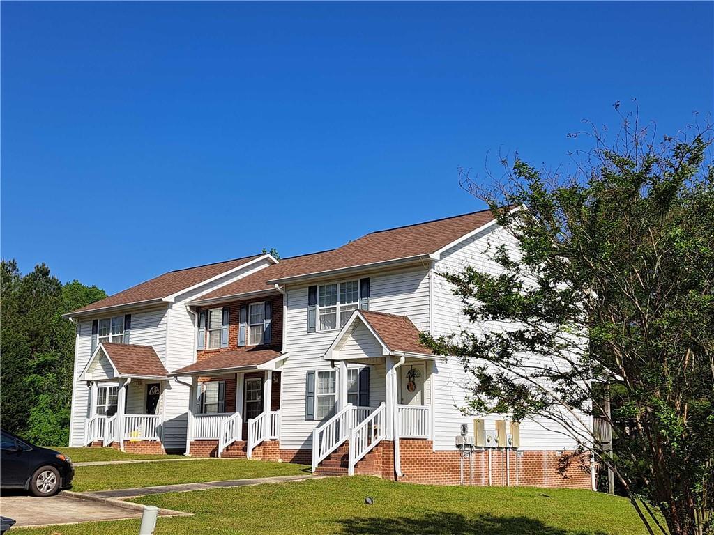 Foto principal - 1830 N Ridge Dr