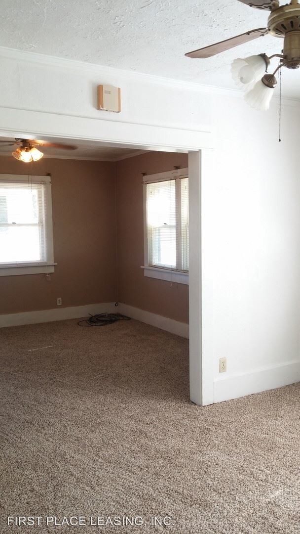 Building Photo - 2 br, 1 bath House - 1300 Axtell St.