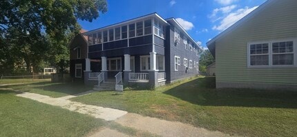 Building Photo - 118 S B St