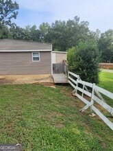 Building Photo - 1373 Elm Cir