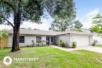 Building Photo - 17606 Shadyside Cir