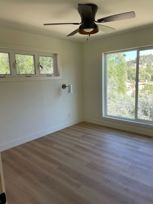 Foto del edificio - Brand New One Bedroom with Loft