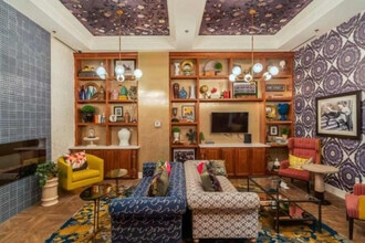 Building Photo - 309 Vine St