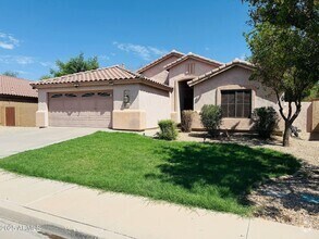 Building Photo - 374 W Oriole Way