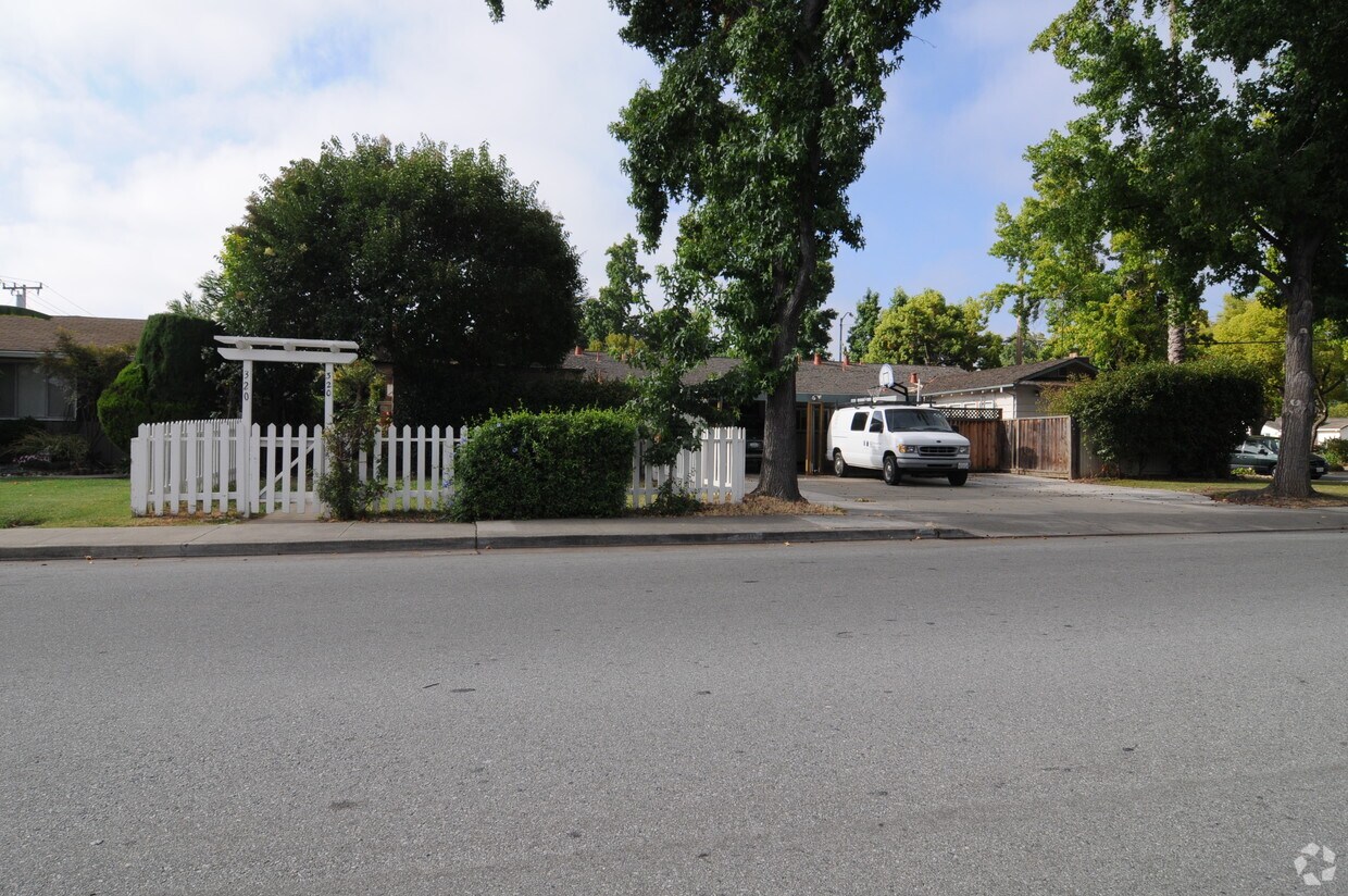 320 David/742 Monica Ln., Campbell, CA 95008 Apartments in Campbell