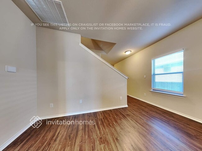 Building Photo - 1804 Wickham Dr