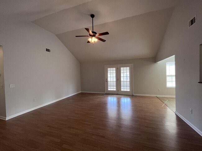 Foto del edificio - 206 N Bridgeport Dr